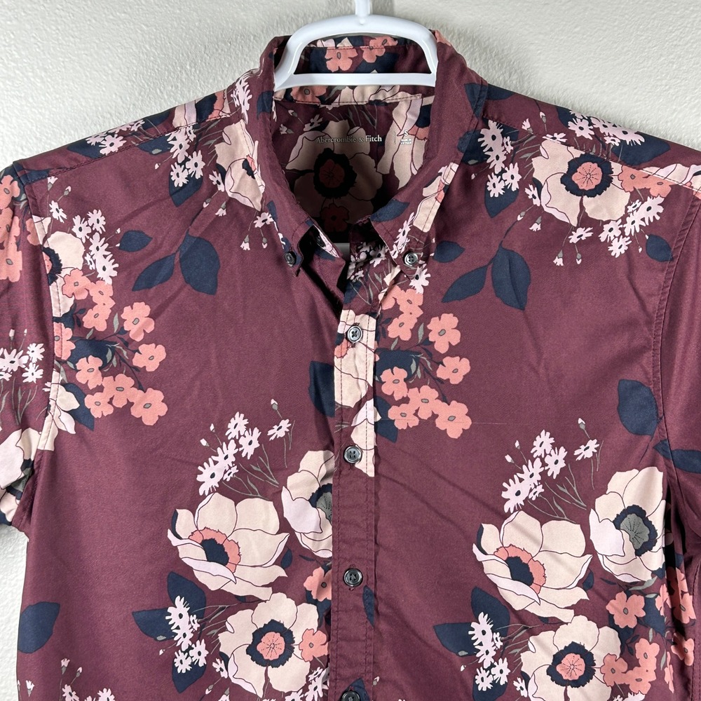Abercrombie & Fitch Mens Small Burgundy Floral Short Sleeve Button Down Shirt
